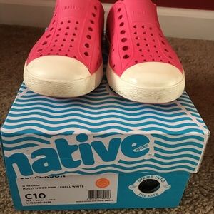 Girls native sneakers